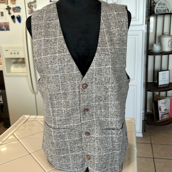 New Lars Amadeus woman’s vest - Picture 1 of 12